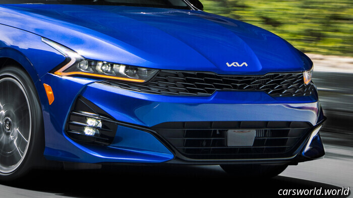 Kia retira 250.000 sedanes porque sus tanques de gasolina pueden derretirse | Carscoops